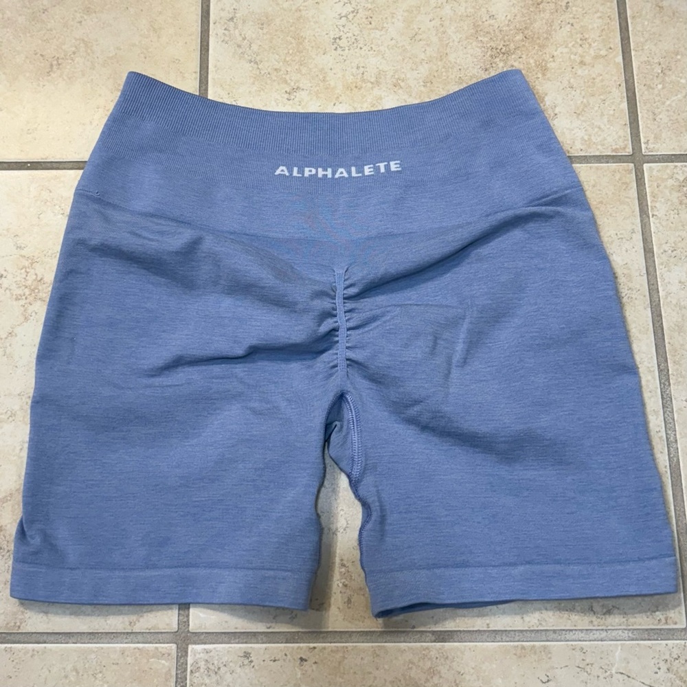 Alphalete Amplify Shorts Size M